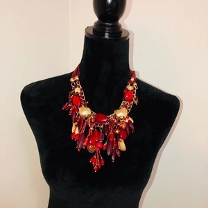 Statement necklace